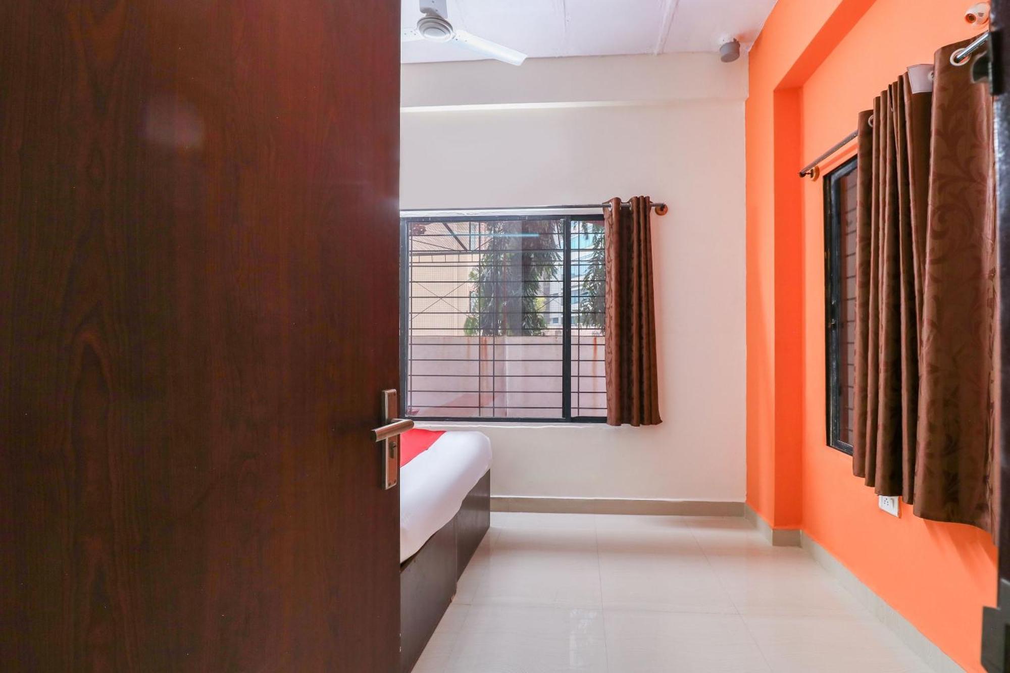 Hotel O The Royal International Hotel Bangalore Eksteriør billede